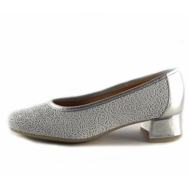 Zapatos de salón de tacón bajo D´Chicas picados blanco con plata 4320