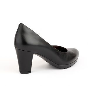 Zapatos salón piel superconfort Desireé Shoes Four8 negro
